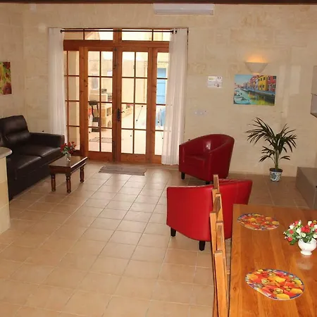 Diana Farmhouse In Gozo *
