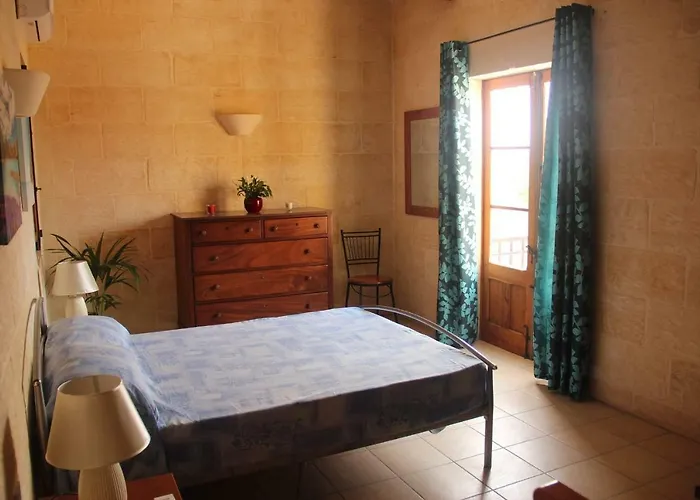 Diana Farmhouse In Gozo Case de vacanță