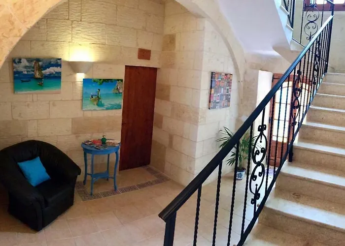 Diana Farmhouse In Gozo Feriehus Qala